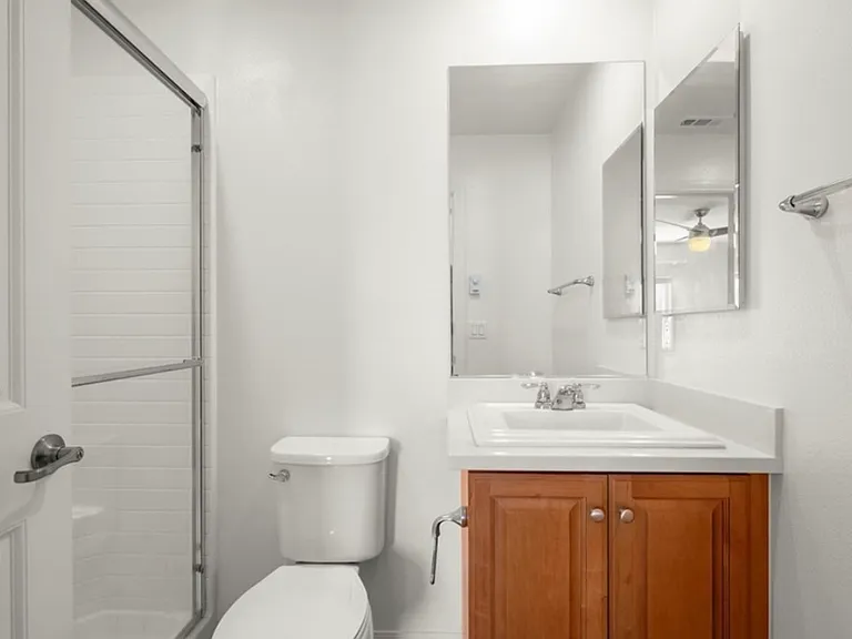 14925 Shoreham St #2-3 — Photo 7