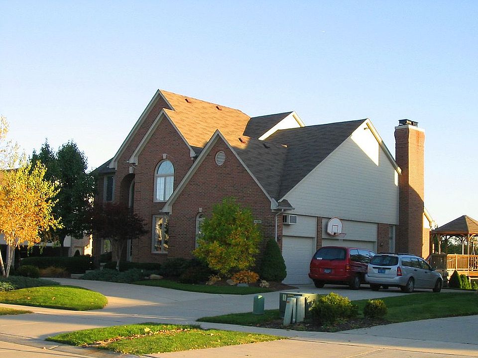 1st image of 40501 Coachwood Cir