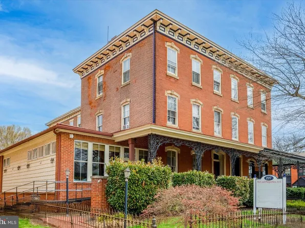227 S High St, West Chester, PA 19382