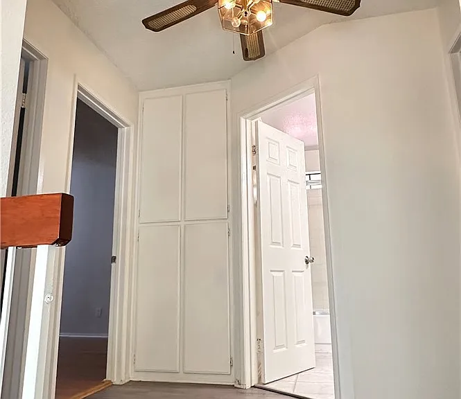 19178 Bel Air Dr — Photo 10