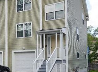 20 Jones St, Worcester, MA 01604