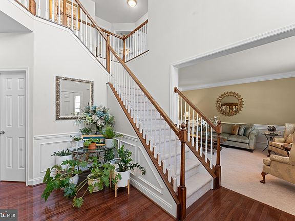2nd image of 2917 Avebury Stone Cir