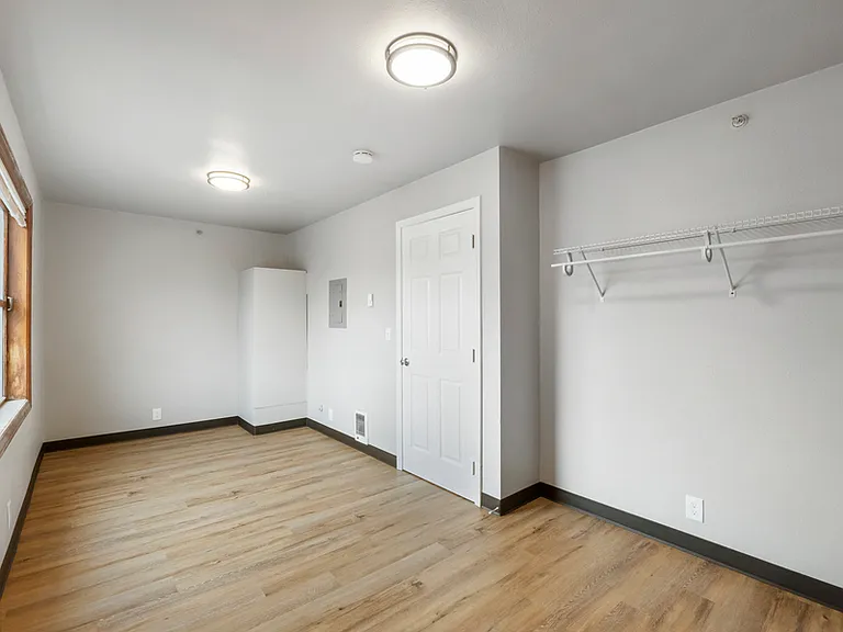 Garfield Street Apartments — Photo 16