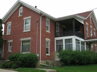 215 Clarke Dr, Dubuque, IA 52001