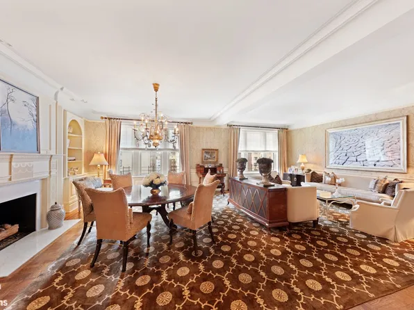 875 Park Avenue image 3 of 11