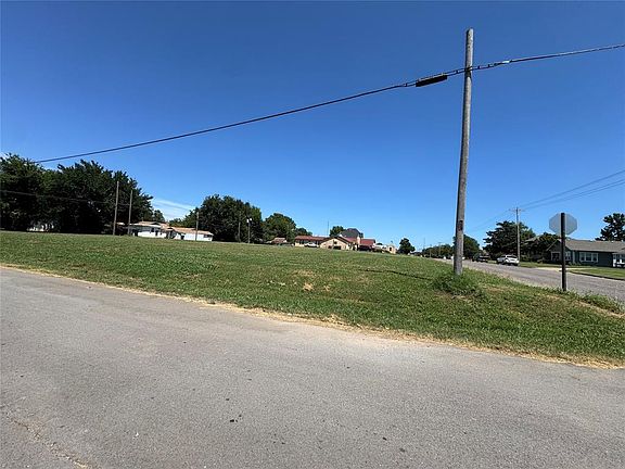 4th image of 419 W 7th St Lot 7-11