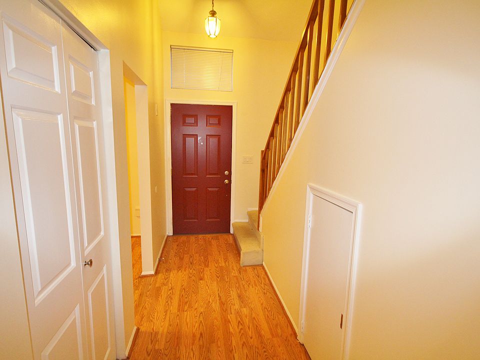 Entry Hallway, Guest Closet,