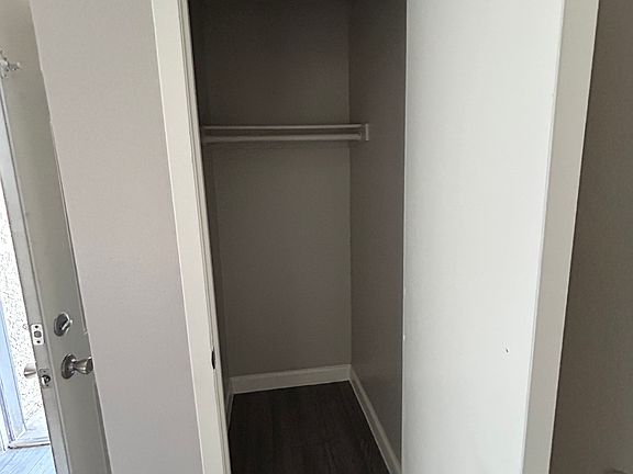 5th image of 5341 Pioneer Ave APT 203