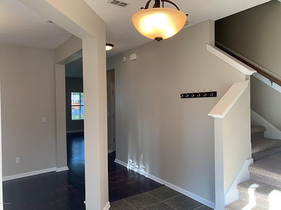 2nd image of 6414 Lavenhorn Ct