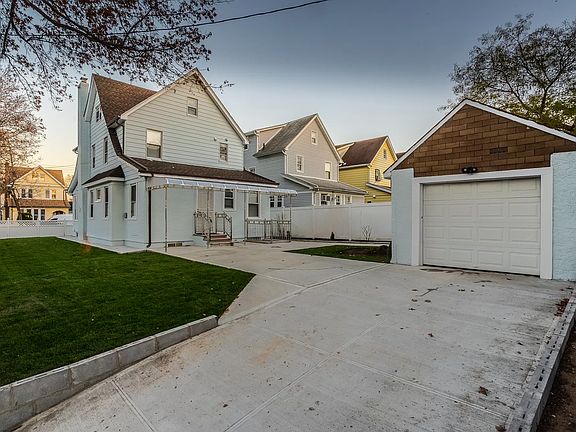 3rd image of 109-02 200th St