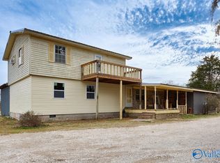 115 Lasater Rd, Laceys Spring, AL 35754