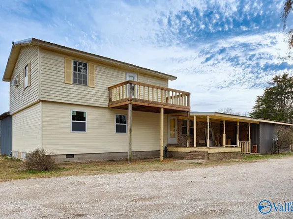 115 Lasater Rd, Laceys Spring, AL 35754
