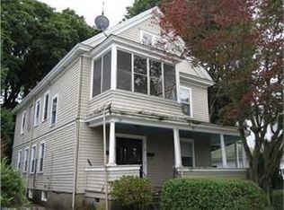 50 Squire St, New London, CT 06320