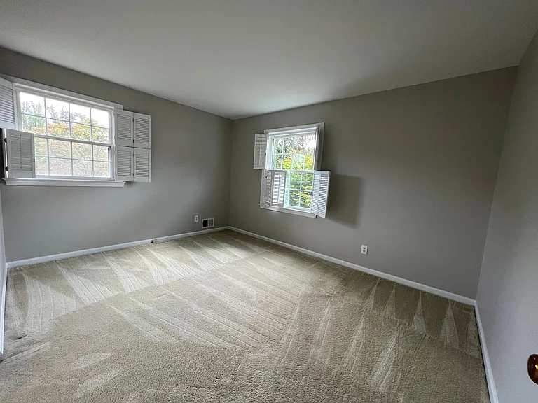 9236 Chapel Hill Ter — Photo 17