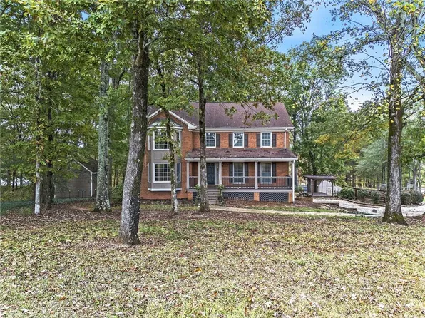 3657 Linda Dr, Loganville, GA 30052