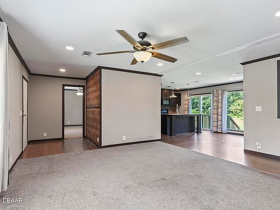 4th image of 345 Creek Ln