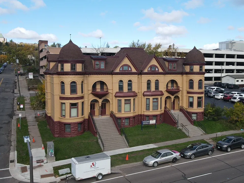 303 E 3rd St #35