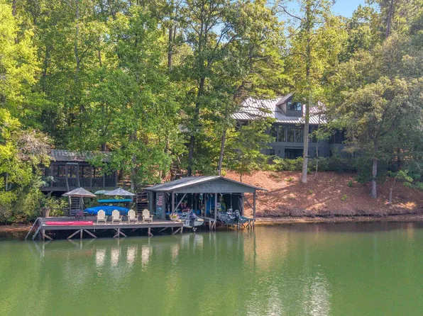 7541 Echo Lake Ln, Trussville, AL 35173