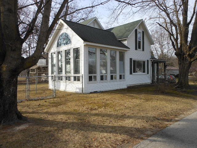 1st image of 205 S 21st St