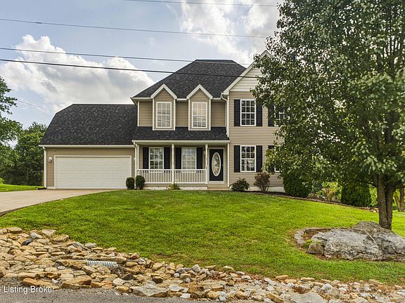 4th image of 127 Cherry Hill Rd