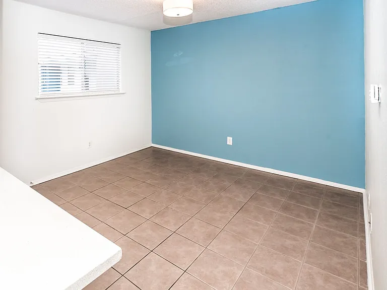 3405 Helms St — Photo 17