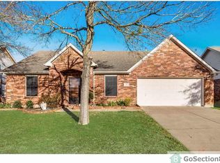 1202 Halifax Ln, Forney, TX