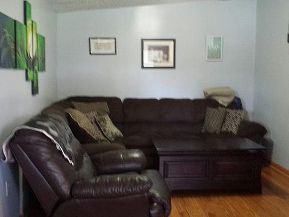 4th image of 1878 Holly Blvd