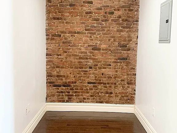 3rd image of 131 Malcolm X Blvd Floor 2