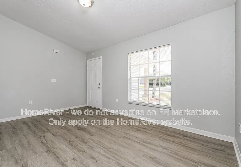 701 Caracara Ct — Photo 7