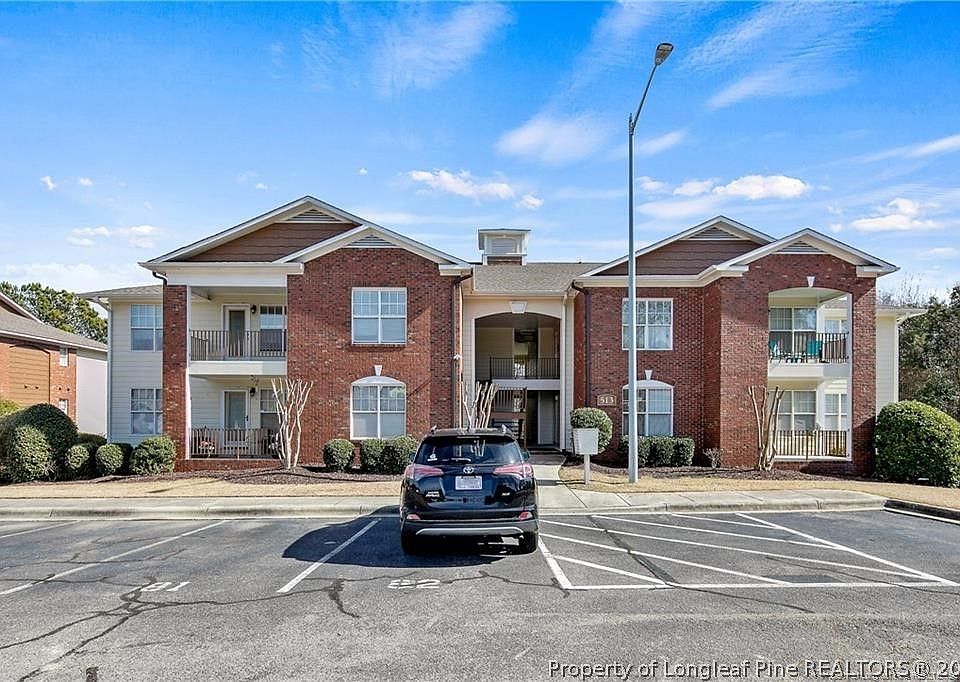 Elk Ridge At Southview 513 Meadowland Ct Hope Mills NC Zillow