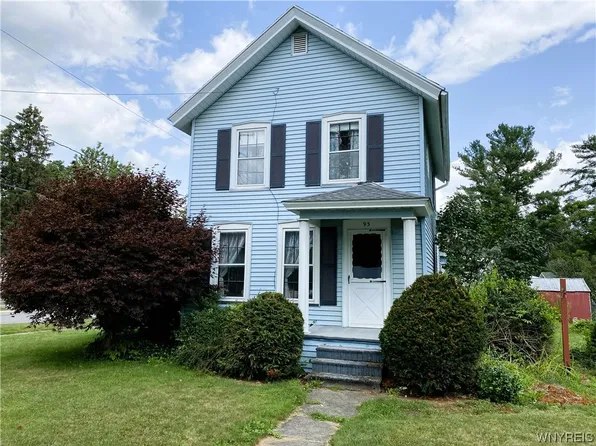 93 Brooklyn St, Warsaw, NY 14569