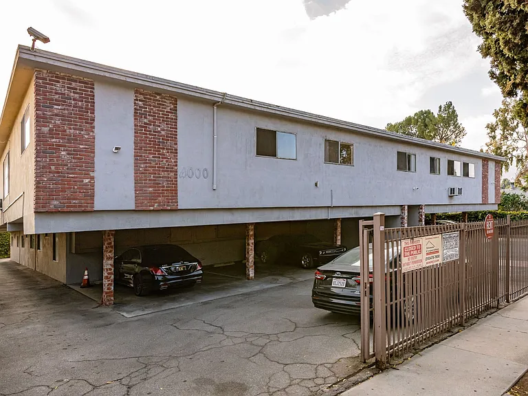4000 Sequoia St #2 — Photo 4