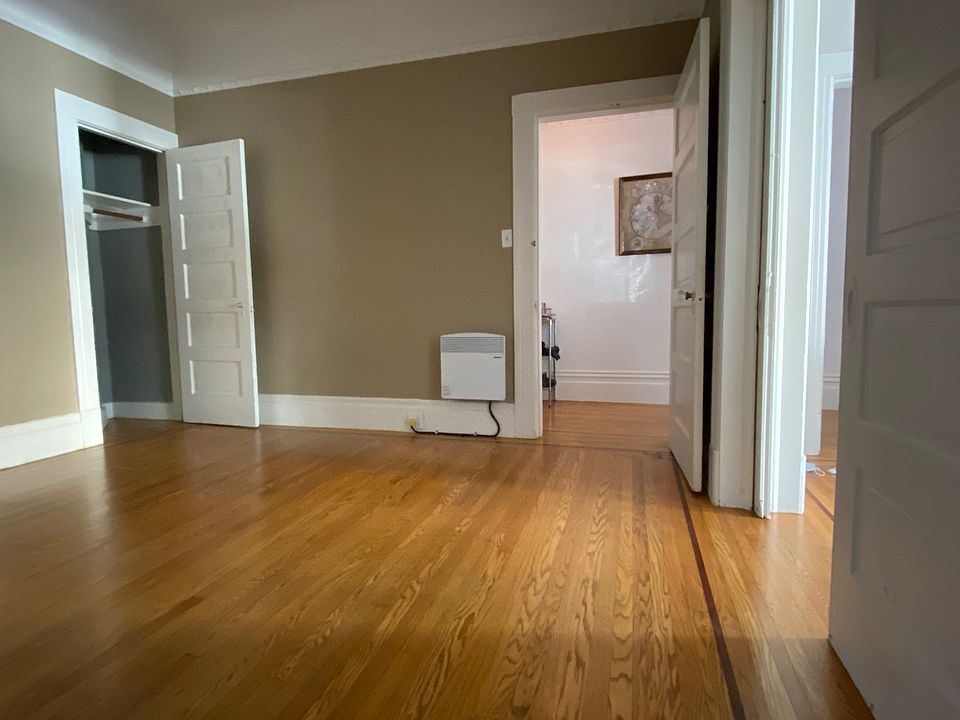 1st image of 625 Clayton St