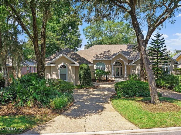2316 OCEANFOREST Drive W, Atlantic Beach, FL 32233