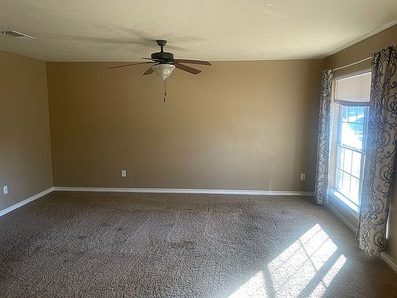 4th image of 3007 E 44th St