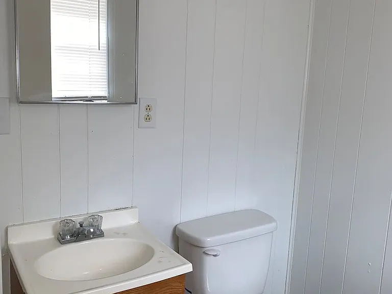709 Lee Rd — Photo 12