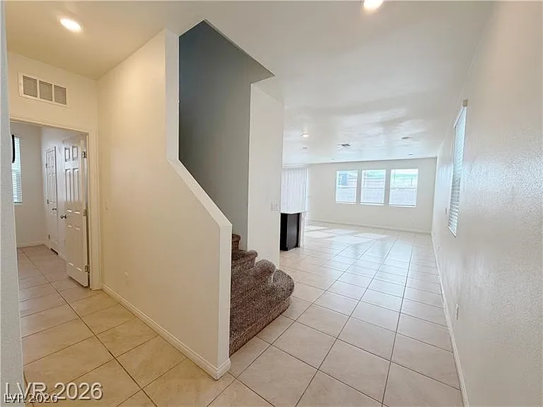 6983 Cottage Vista Ave — Photo 2