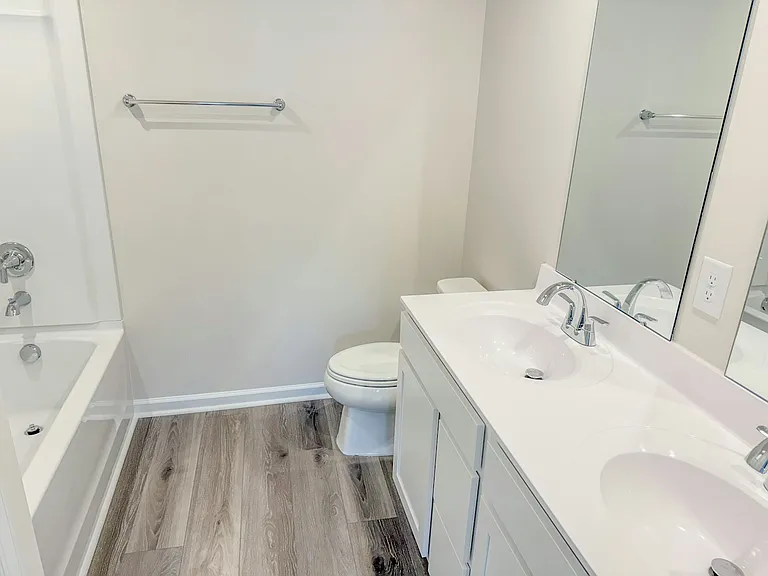 259 Christiana Ln #D — Photo 9