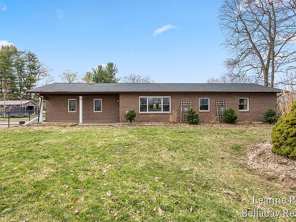 3rd image of 3840 Harrington Rd