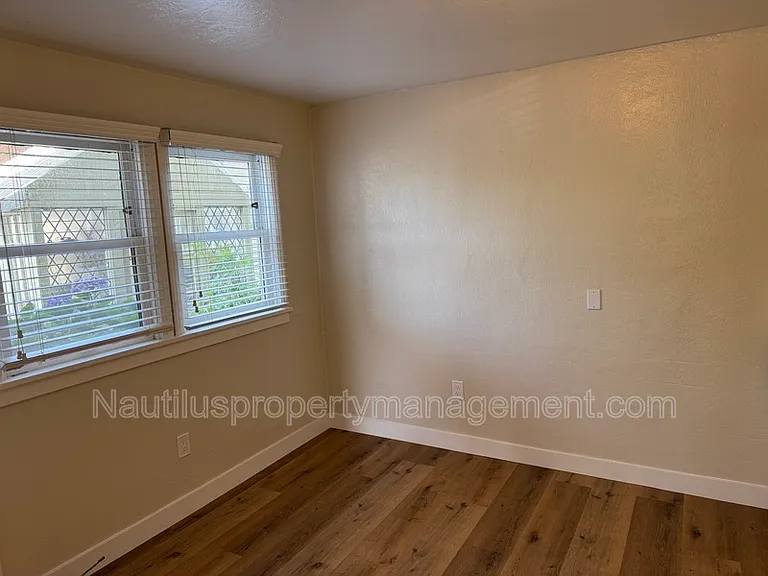 202 Cherry Ave #2 — Photo 7