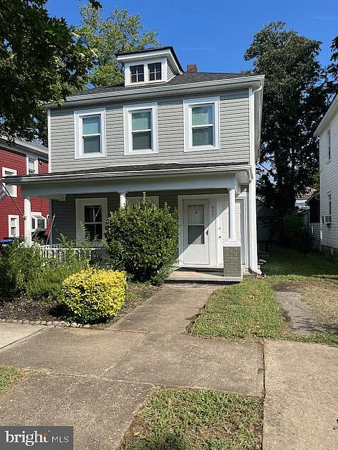 807 Wolfe St — Photo 3