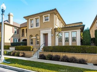 97 Twin Gables, Irvine, CA 92620