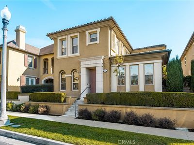 97 Twin Gables, Irvine, CA, 92620