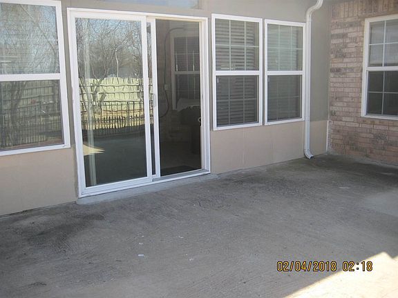 2nd image of 3102 NE Mayflower Ave