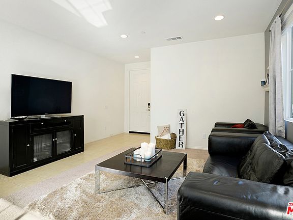 4th image of 14691 Marist Ln