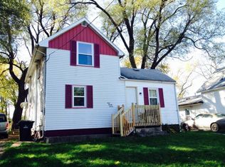 927 22nd Ave SW, Cedar Rapids, IA 52404