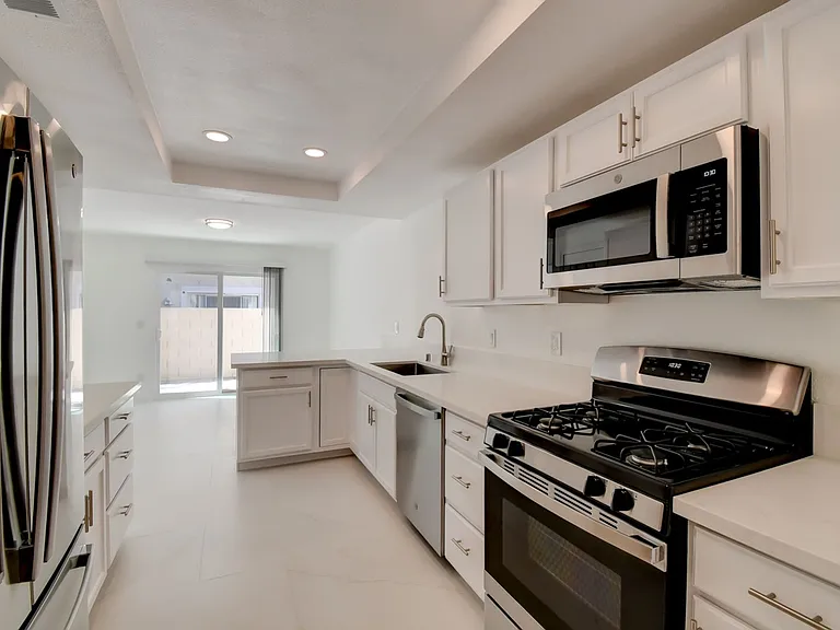 105 Gooseberry Ln — Photo 1