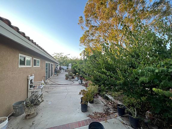 3rd image of 1761 Bel Air St