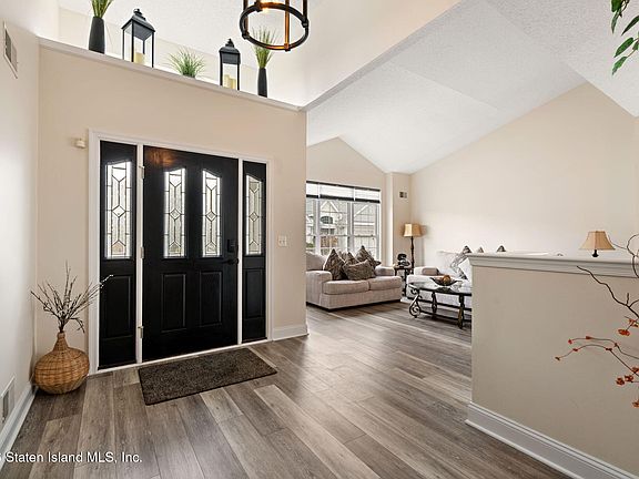 4th image of 4 Wellington Pl