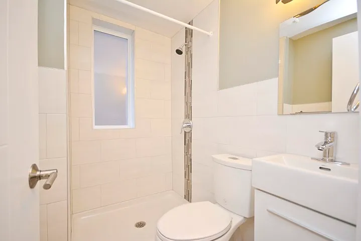 393 Nelson St #1 — Photo 10